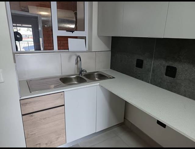 2 BEDROOM PROPERTY TO RENT IN GEORGE CENTRAL